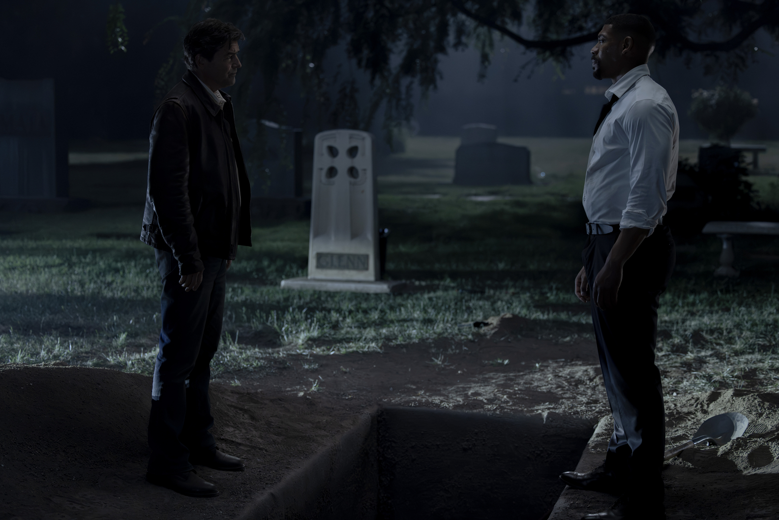 Hal Jordan and John Stewart face each other in Lanterns Episode 6.