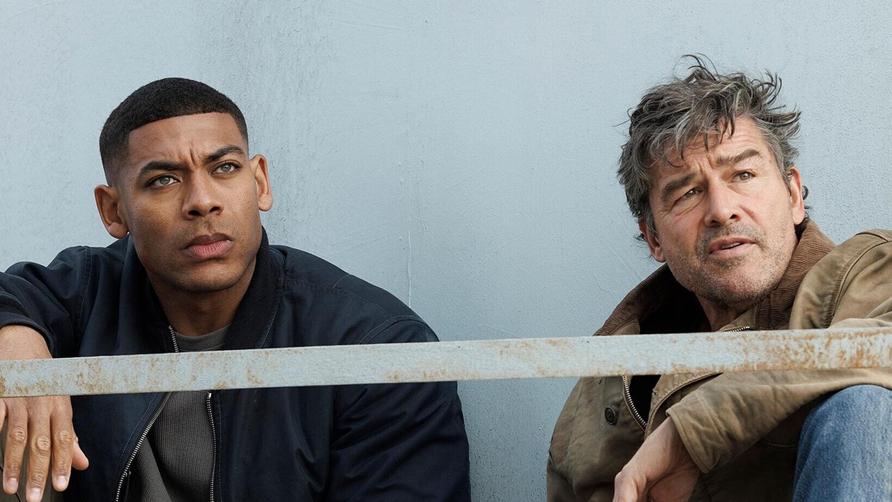 Aaron Pierre as John Stewart and Kyle Chandler as Hal Jordan in HBO's Lanterns.